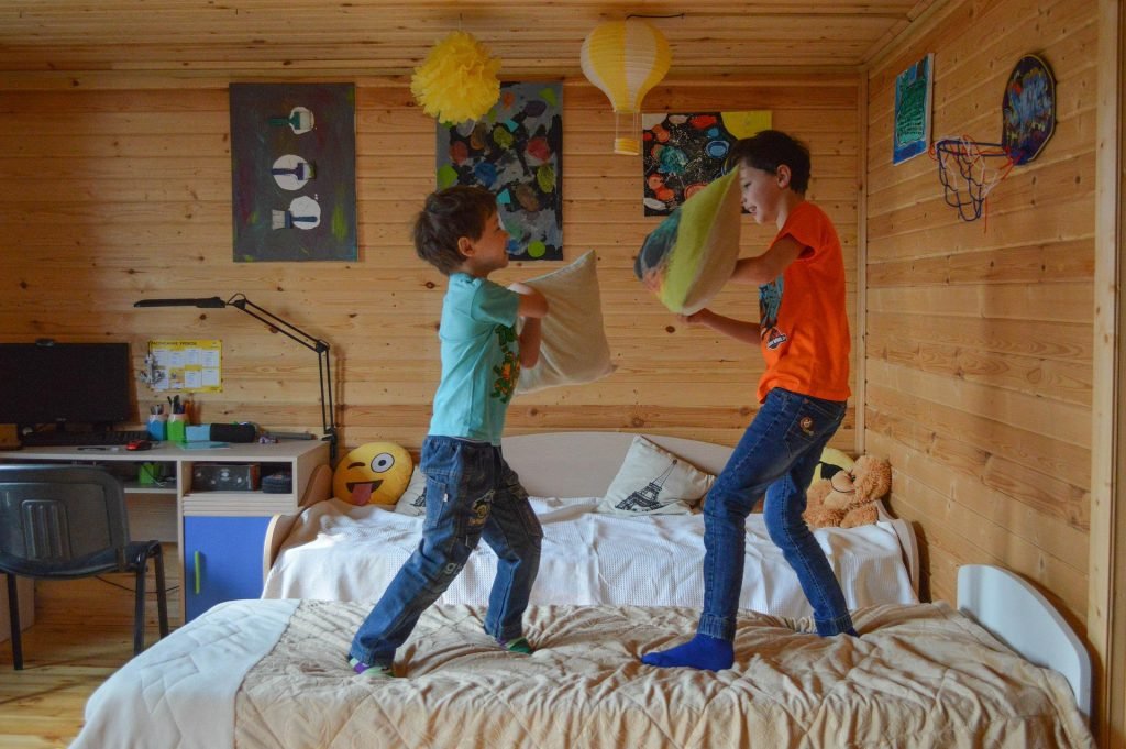 kids-g03f64d91b_1920