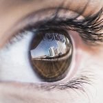 white spot in eye